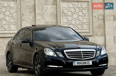 Седан Mercedes-Benz E-Class 2009 в 
