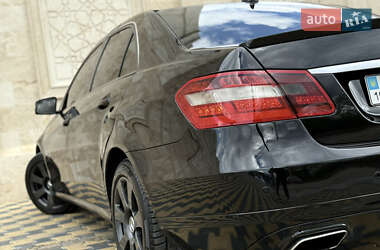 Седан Mercedes-Benz E-Class 2009 в 