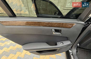 Седан Mercedes-Benz E-Class 2009 в 