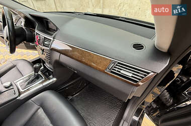 Седан Mercedes-Benz E-Class 2009 в 