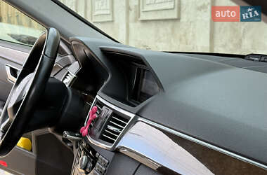 Седан Mercedes-Benz E-Class 2009 в 