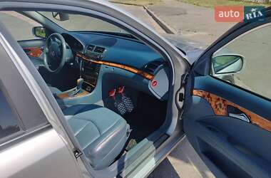 Седан Mercedes-Benz E-Class 2005 в Запорожье