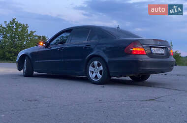 Седан Mercedes-Benz E-Class 2002 в 