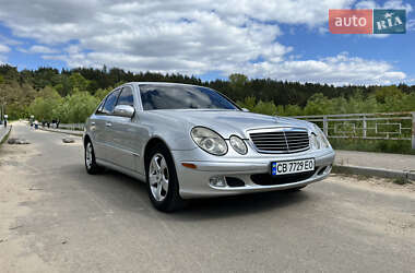 Седан Mercedes-Benz E-Class 2002 в Киеве