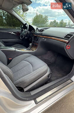 Седан Mercedes-Benz E-Class 2002 в 
