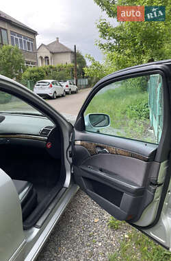 Седан Mercedes-Benz E-Class 2004 в 