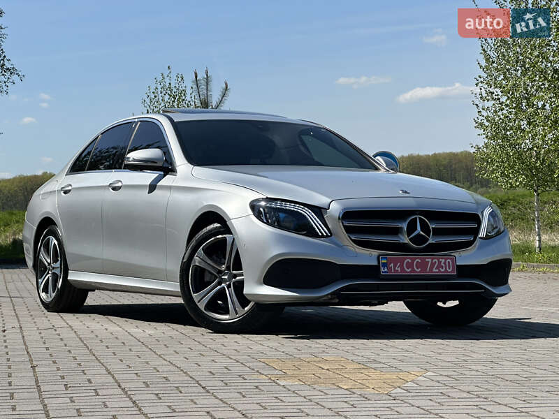 Седан Mercedes-Benz E-Class 2019 в Дрогобичі