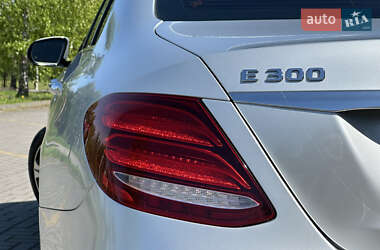 Седан Mercedes-Benz E-Class 2019 в 