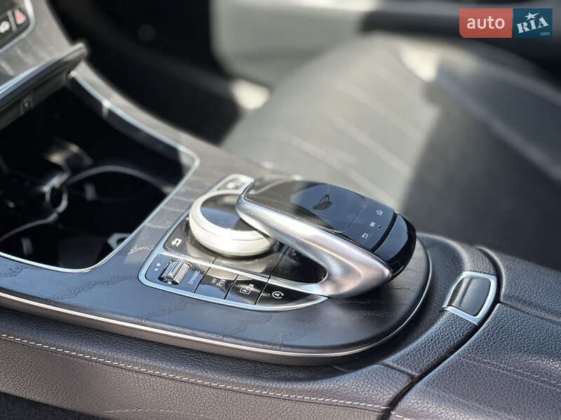 Седан Mercedes-Benz E-Class 2019 в Дрогобичі