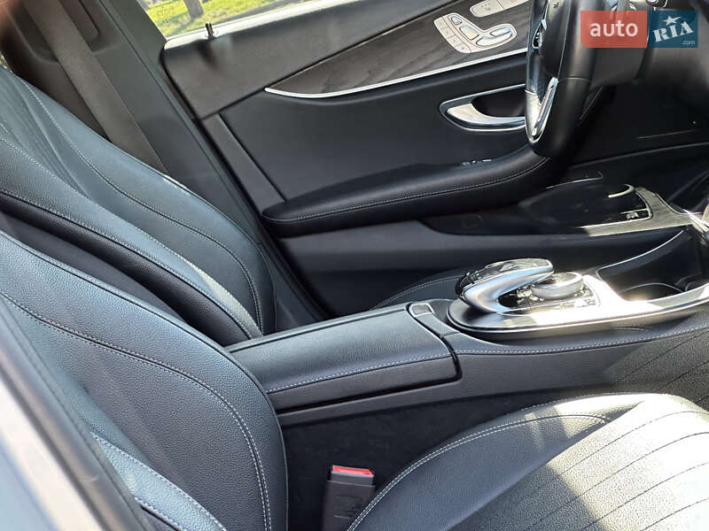 Седан Mercedes-Benz E-Class 2019 в Дрогобичі