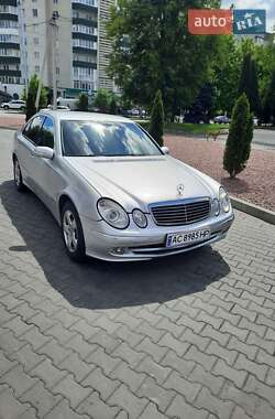 Седан Mercedes-Benz E-Class 2004 в Рожище