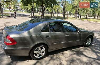 Седан Mercedes-Benz E-Class 2008 в 