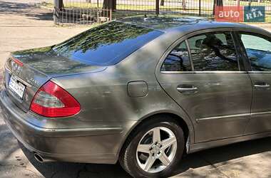 Седан Mercedes-Benz E-Class 2008 в 