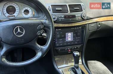 Седан Mercedes-Benz E-Class 2008 в 