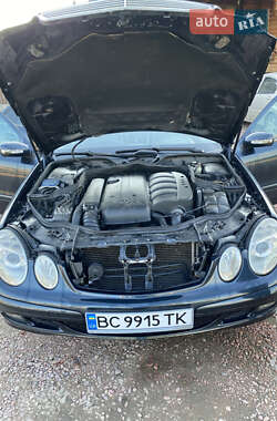 Седан Mercedes-Benz E-Class 2004 в 