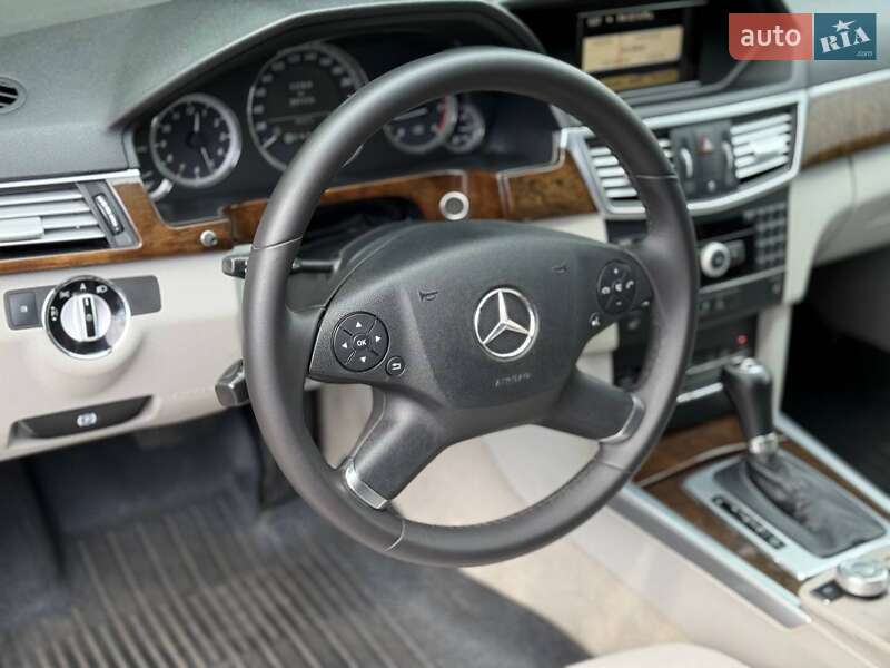 Универсал Mercedes-Benz E-Class 2010 в Одессе