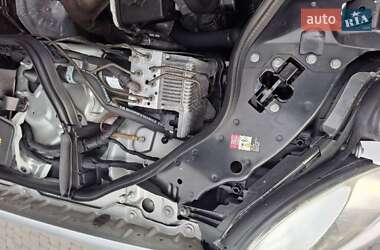 Седан Mercedes-Benz E-Class 2004 в 
