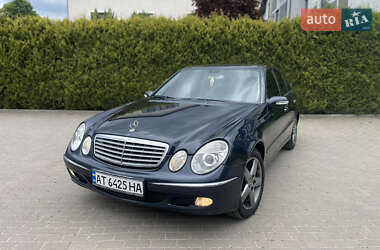 Седан Mercedes-Benz E-Class 2002 в 