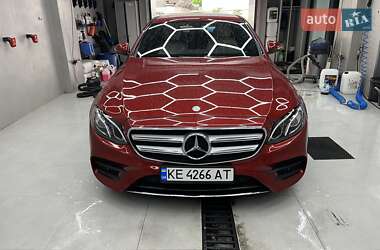 Седан Mercedes-Benz E-Class 2016 в 