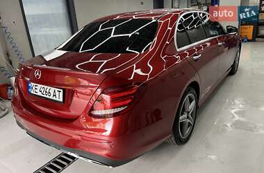 Седан Mercedes-Benz E-Class 2016 в 