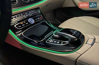 Седан Mercedes-Benz E-Class 2016 в 