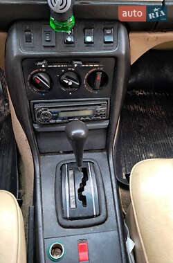 Седан Mercedes-Benz E-Class 1981 в 