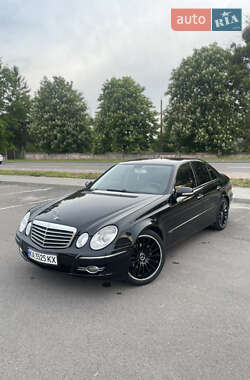 Седан Mercedes-Benz E-Class 2007 в 