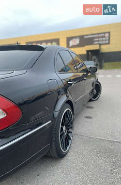 Седан Mercedes-Benz E-Class 2007 в 