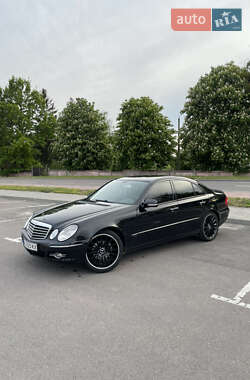 Седан Mercedes-Benz E-Class 2007 в 