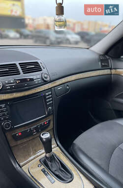 Седан Mercedes-Benz E-Class 2007 в 