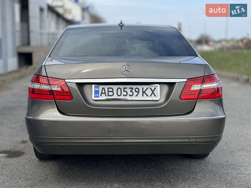 Седан Mercedes-Benz E-Class 2010 в Вінниці