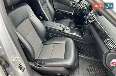 Седан Mercedes-Benz E-Class 2011 в 