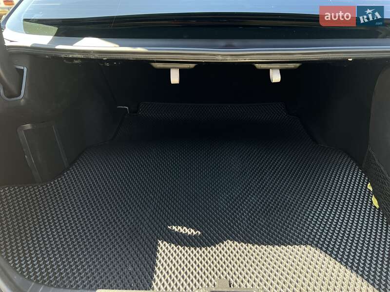 Седан Mercedes-Benz E-Class 2006 в Вінниці