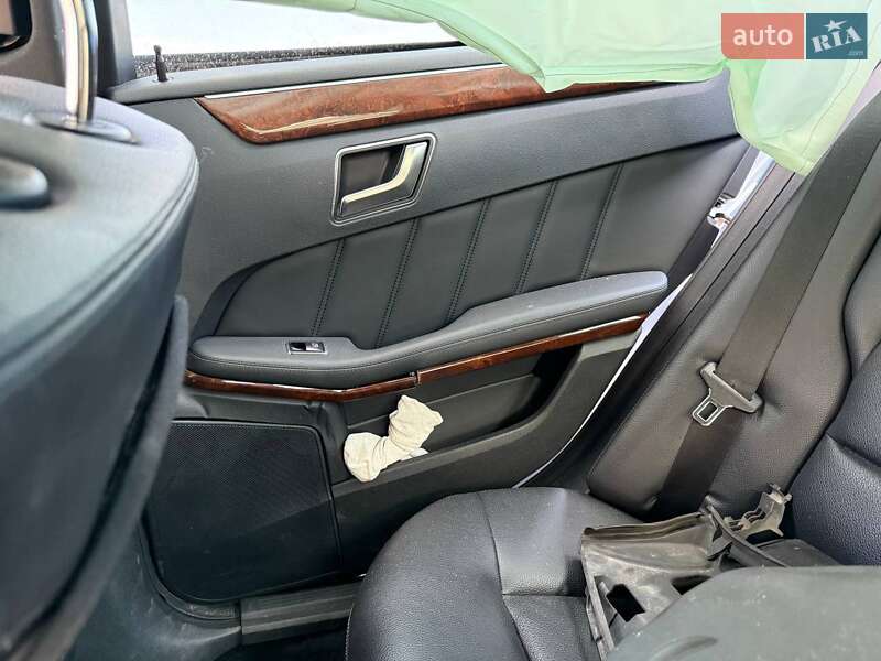 Седан Mercedes-Benz E-Class 2012 в Білій Церкві