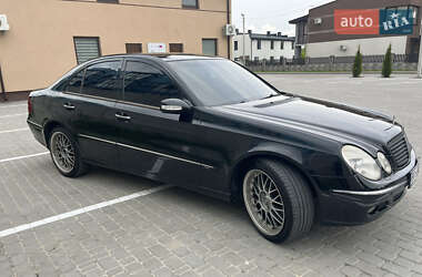 Седан Mercedes-Benz E-Class 2002 в 