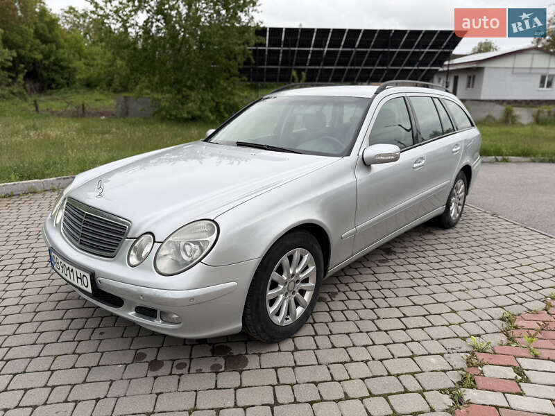 Mercedes-Benz E-Class 2005