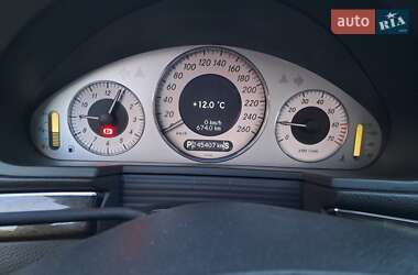 Седан Mercedes-Benz E-Class 2004 в 