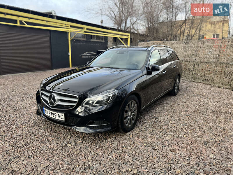 Універсал Mercedes-Benz E-Class 2013 в 