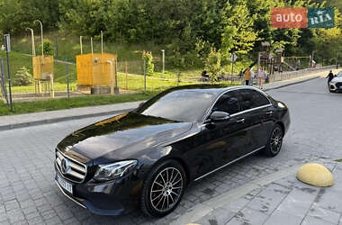 Седан Mercedes-Benz E-Class 2016 в 