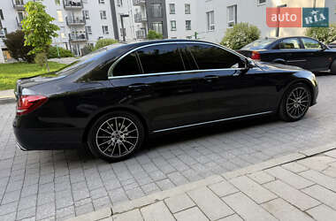 Седан Mercedes-Benz E-Class 2016 в 