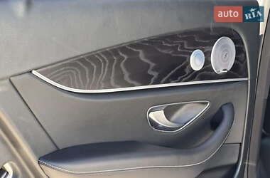 Седан Mercedes-Benz E-Class 2019 в 