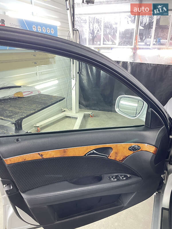 Универсал Mercedes-Benz E-Class 2006 в Черновцах