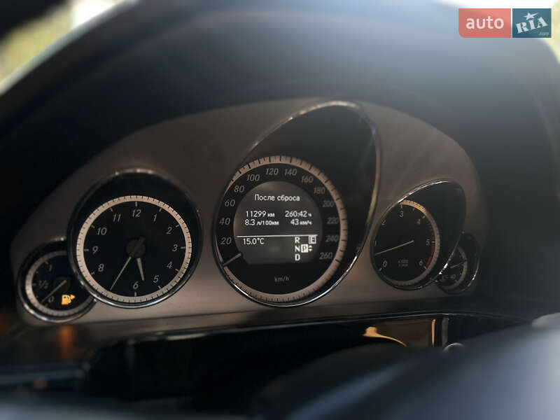 Седан Mercedes-Benz E-Class 2010 в Луцке