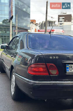 Седан Mercedes-Benz E-Class 1996 в 