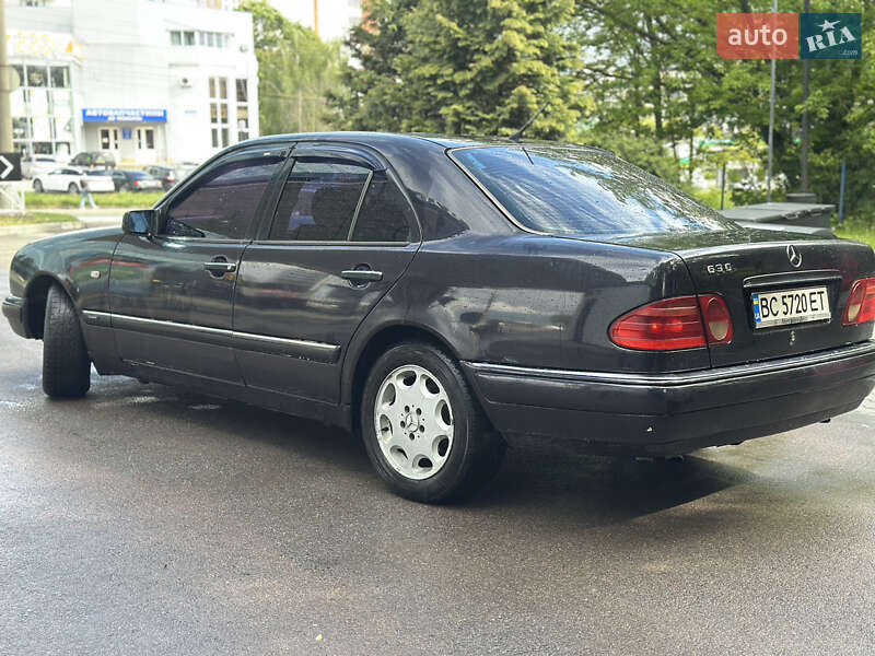 Седан Mercedes-Benz E-Class 1996 в Тернополі