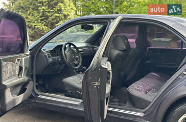 Седан Mercedes-Benz E-Class 1996 в 