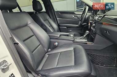 Седан Mercedes-Benz E-Class 2011 в 