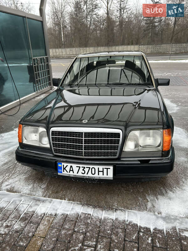 Mercedes-Benz E-Class 1987