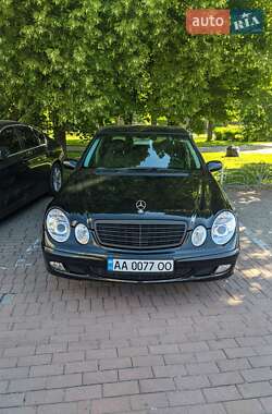 Седан Mercedes-Benz E-Class 2004 в 