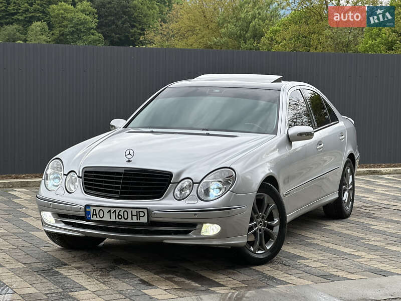 Седан Mercedes-Benz E-Class 2003 в 